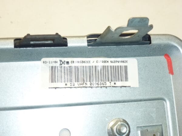 Airbag del Copiloto Citroën C2 C3 96379999ZE 8216Y4 - Imagen 2
