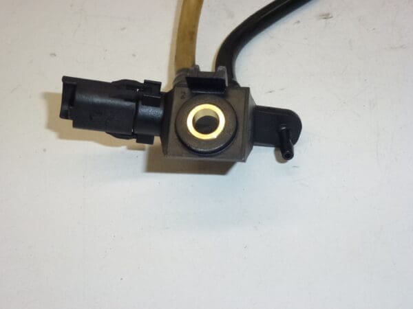 Sensor de Temperatura de Combustible Citroën Peugeot 1579AY - Imagen 2