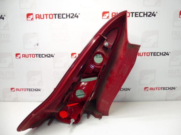 Luz trasera derecha Citroën C4 3 puertas 9646801677 6351T6