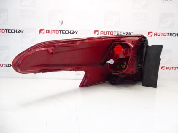 Luz Trasera Derecha para Guardabarros Citroën C5 X7 9681074080 6350FA - Imagen 2