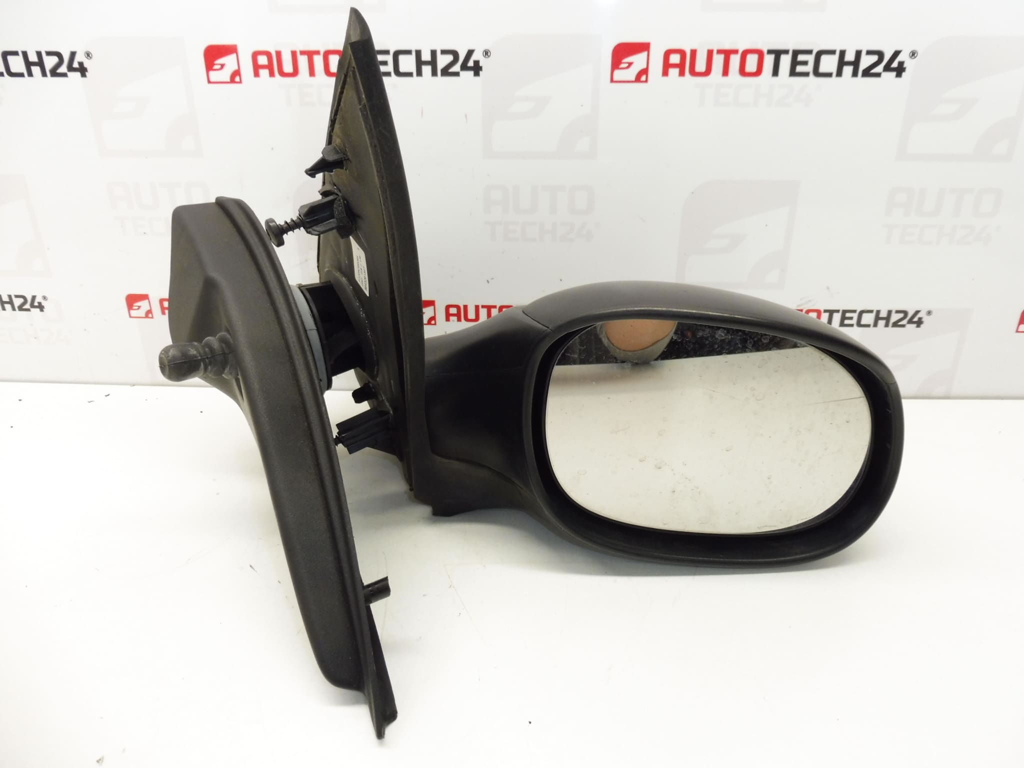 Retrovisor derecho Peugeot 206 96437171XT 8148XY