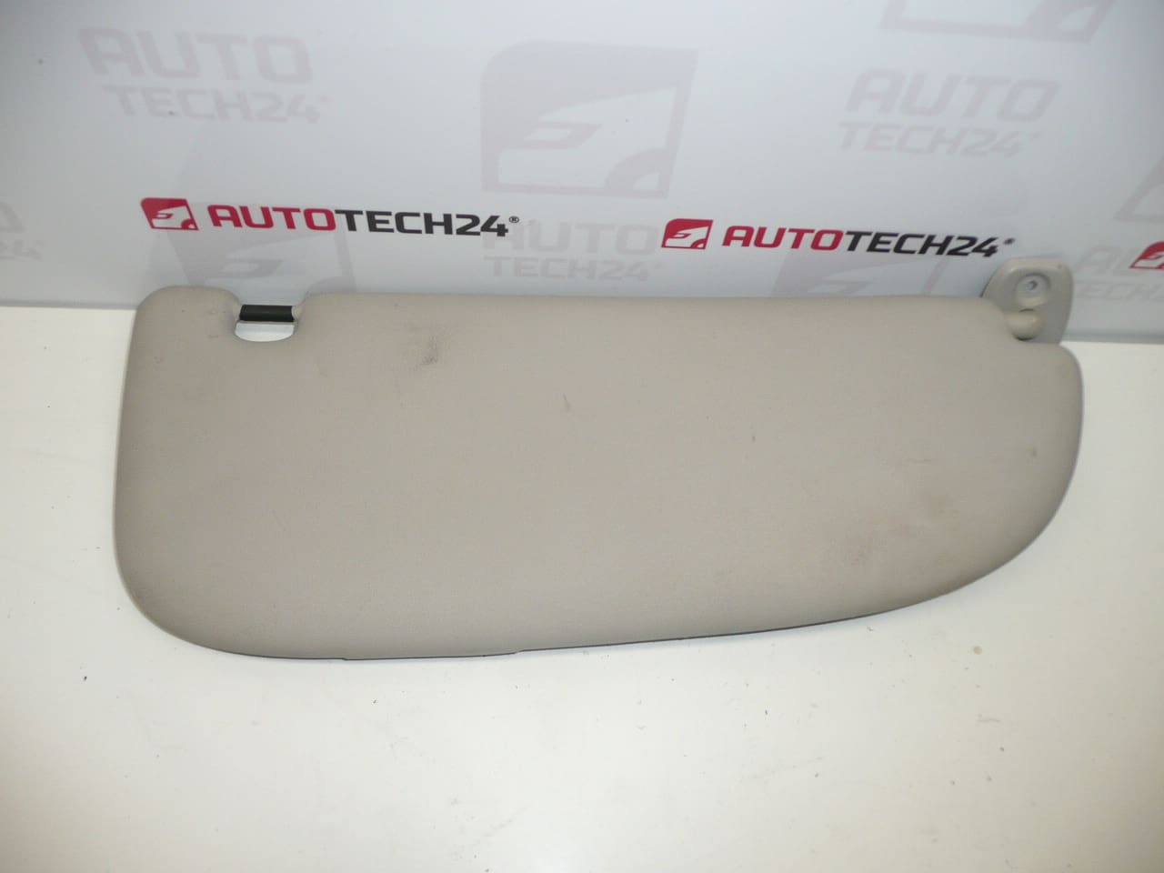 Parasol del conductor Citroën Peugeot 8143HE