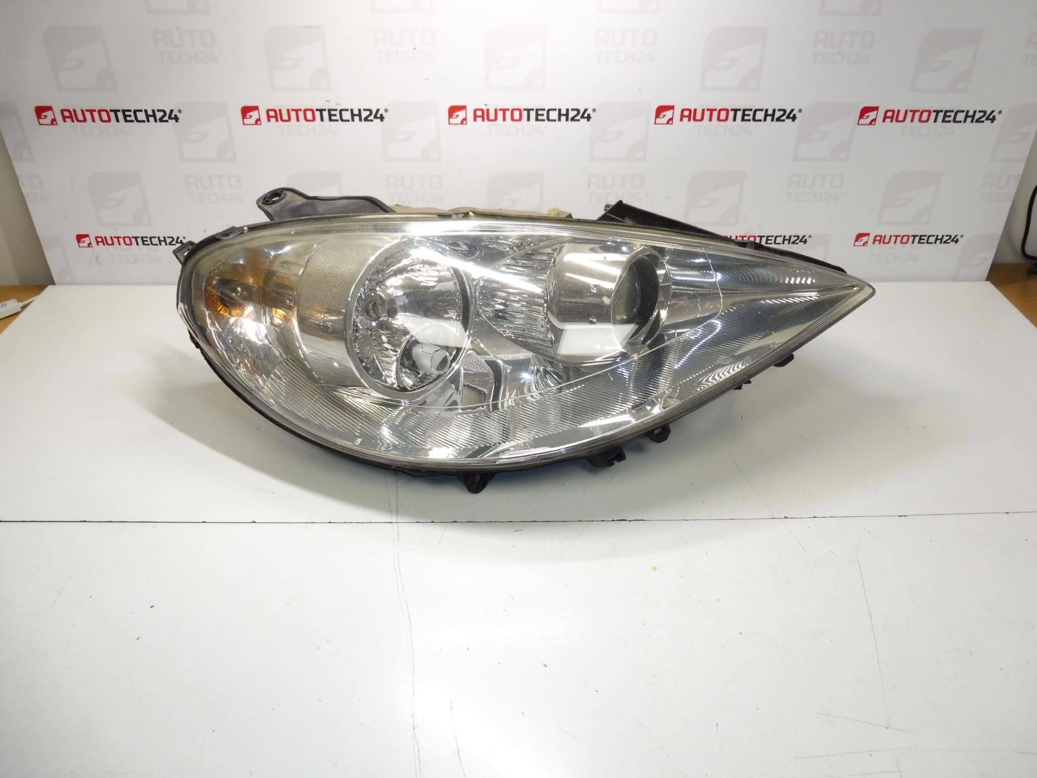 Faro delantero derecho Peugeot 807 1400964280 89901573 6206F1